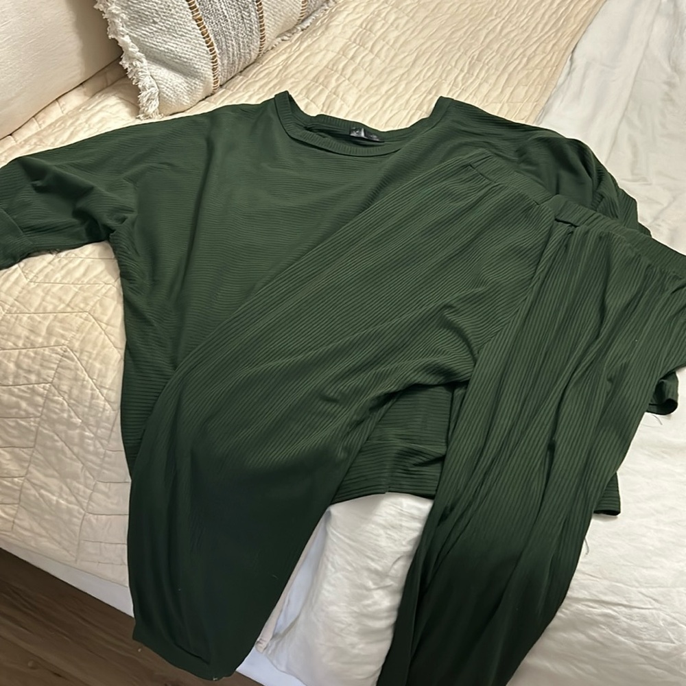Stretchy amazon set